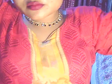 Nusrat Faria online show from 04/19/26, 08:22