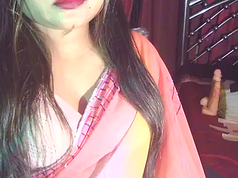 Snapshot of Nusrat_Faria chatting on 05/05/26, 09:56 Nusrat Faria online show from 05/05/26, 09:56