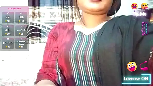 Nusrat Faria online show from 07/21/26, 03:09