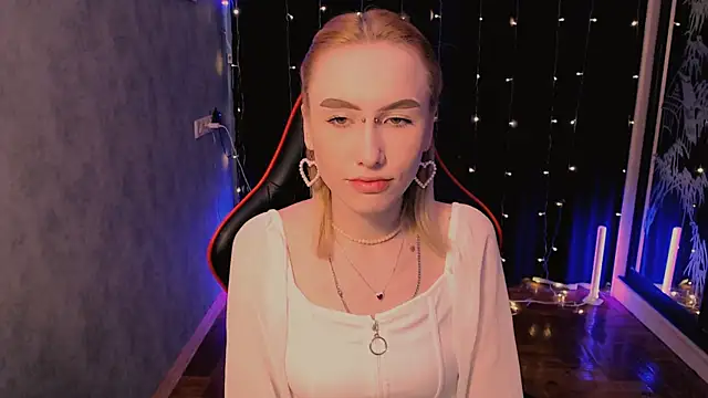 Snapshot of crybambi chatting on 02/23/26, 07:50 crybambi online show from 02/23/26, 07:50