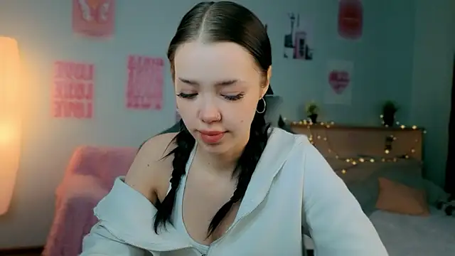 Snapshot of Vexnexe chatting on 02/02/26, 05:06 Vexnexe online show from 02/02/26, 05:06