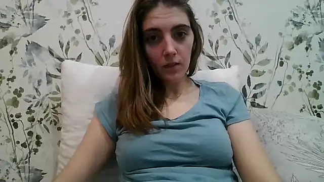 Snapshot of laparejaideal08 chatting on 02/03/26, 09:42 laparejaideal08 online show from 02/03/26, 09:42