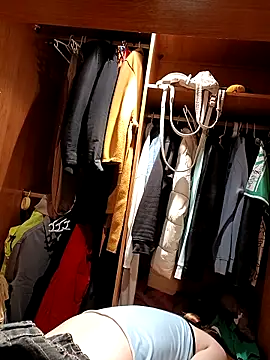 laparejaideal08 online show from 04/18/26, 07:58