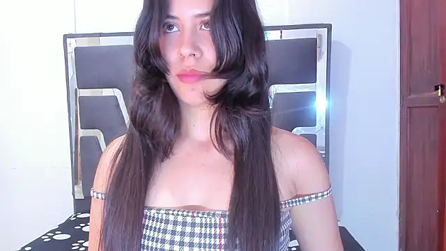 SamanthaHill  online show from 02/11/26, 07:41