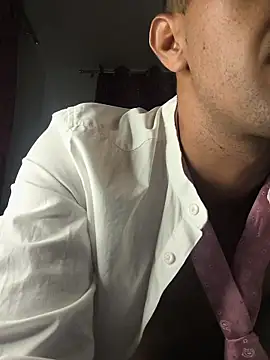 logan-31 online show from 02/06/26, 05:23