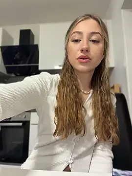 romyxxs online show from 04/08/26, 07:47