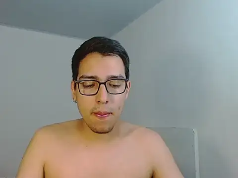 Snapshot of NickFin chatting on 05/16/26, 03:03 NickFin online show from 05/16/26, 03:03
