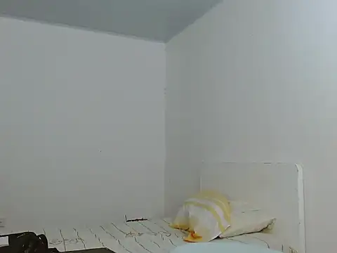 Snapshot of NickFin chatting on 05/27/26, 12:51 NickFin online show from 05/27/26, 12:51