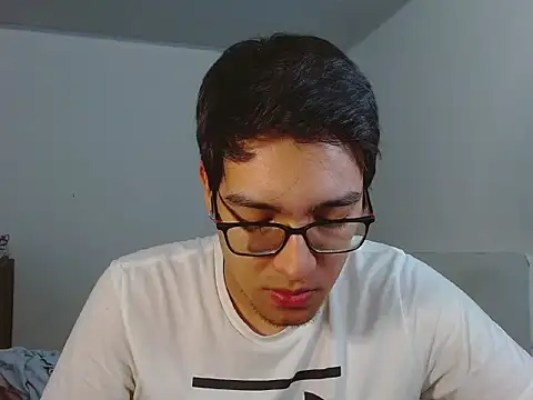 Snapshot of NickFin chatting on 07/15/26, 02:06 NickFin online show from 07/15/26, 02:06