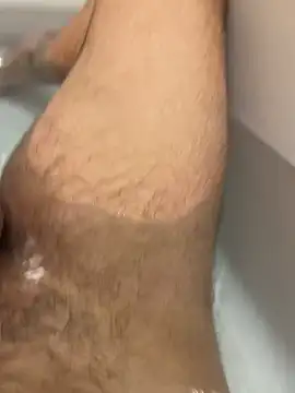 Snapshot of showtimebobby2424 chatting on 02/24/26, 09:46 showtimebobby2424 online show from 02/24/26, 09:46