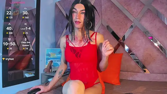 Snapshot of MeghanQueen__ chatting on 02/15/26, 04:31 MeghanQueen online show from 02/15/26, 04:31