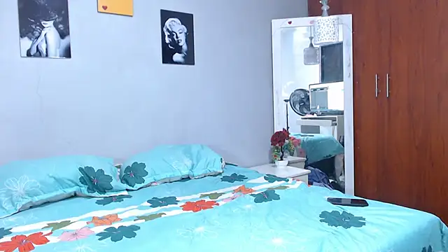 Snapshot of arianna_rossi11 chatting on 02/28/26, 11:55 arianna rossi11 online show from 02/28/26, 11:55