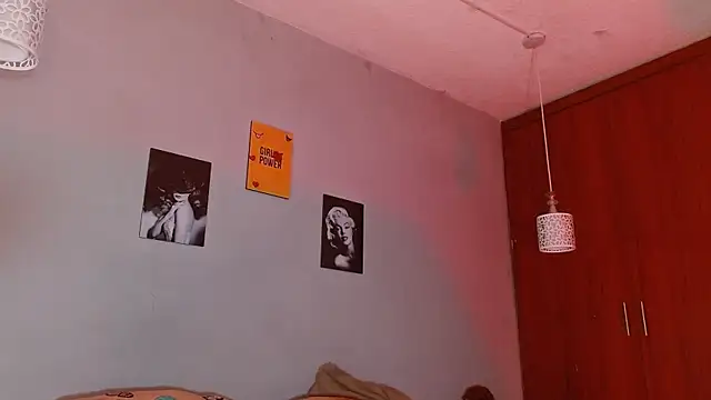 arianna rossi11 online show from 04/23/26, 11:53