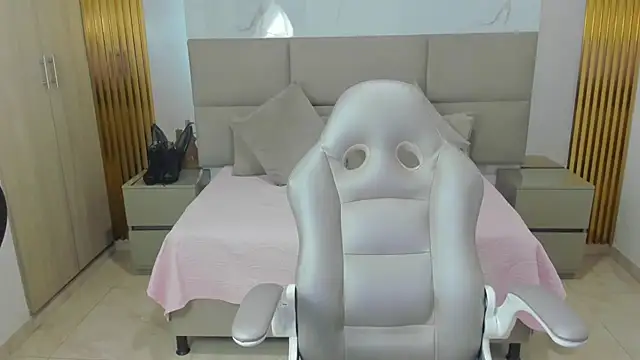 Nasira sultan online show from 03/27/26, 02:17