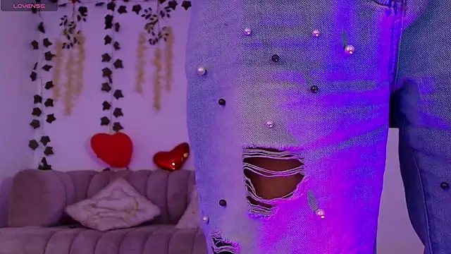 Stephanie Fontaine online show from 02/25/26, 12:48