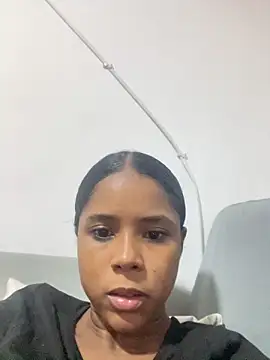 LIA PARKERR online show from 02/11/26, 02:27