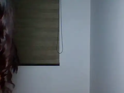 Snapshot of perla_modelo chatting on 02/17/26, 12:29 perla modelo online show from 02/17/26, 12:29