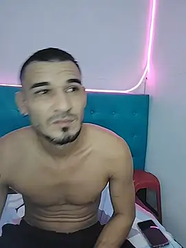 Snapshot of junior_men22 chatting on 02/22/26, 02:04 junior men22 online show from 02/22/26, 02:04