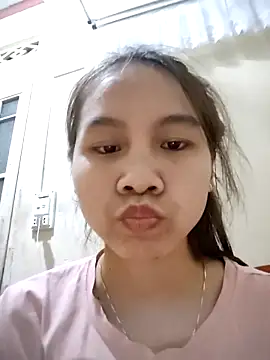 Snapshot of kimoanh102 chatting on 02/07/26, 01:15 kimoanh102 online show from 02/07/26, 01:15