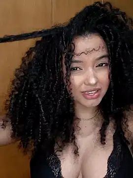 Snapshot of pandinhagamer chatting on 02/21/26, 01:06 pandinhagamer online show from 02/21/26, 01:06