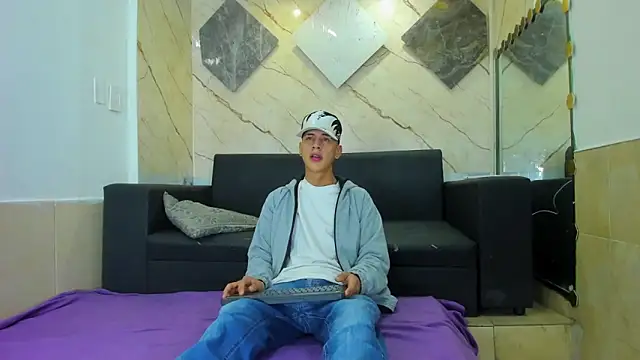 Snapshot of Dominic_26 chatting on 02/27/26, 04:34 Dominic 26 online show from 02/27/26, 04:34