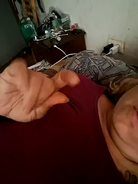 Snapshot of tuhardsexy chatting on 05/05/26, 12:57 tuhardsexy online show from 05/05/26, 12:57