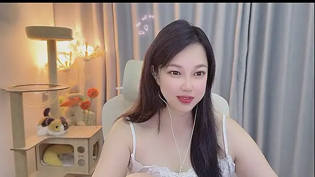 Yumi yuni online show from 06/04/26, 01:17