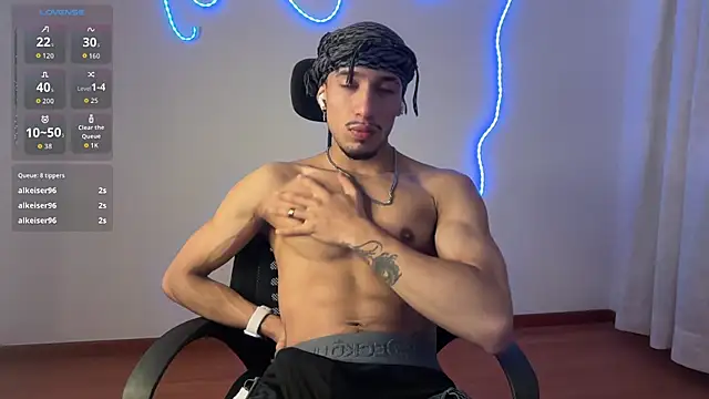 Snapshot of rafael_stone11 chatting on 02/01/26, 06:01 rafael stone11 online show from 02/01/26, 06:01