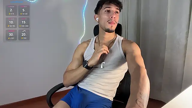 Snapshot of rafael_stone11 chatting on 02/17/26, 01:46 rafael stone11 online show from 02/17/26, 01:46