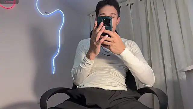 rafael stone11 online show from 04/21/26, 12:45