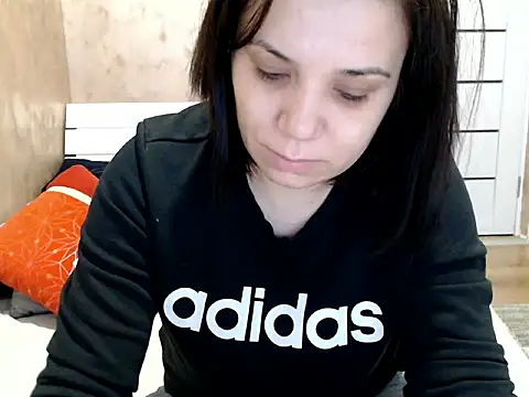 Snapshot of LorraGrey chatting on 02/06/26, 06:18 LorraGrey online show from 02/06/26, 06:18