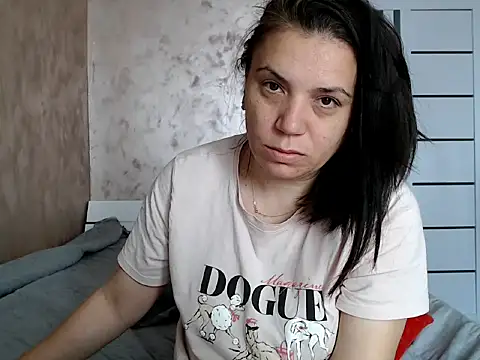 Snapshot of LorraGrey chatting on 05/12/26, 06:54 LorraGrey online show from 05/12/26, 06:54
