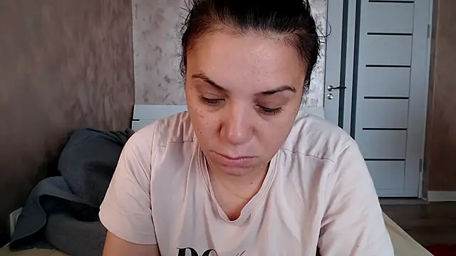 Snapshot of LorraGrey chatting on 07/15/26, 03:34 LorraGrey online show from 07/15/26, 03:34