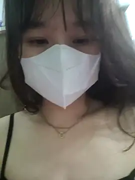 Snapshot of NinaKey chatting on 02/27/26, 08:14 NinaKey online show from 02/27/26, 08:14