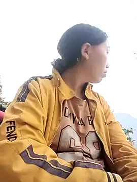 hot-luna- online show from 03/26/26, 11:05