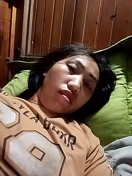 hot-luna- online show from 03/26/26, 11:10