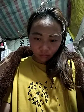 Snapshot of Bella-222 chatting on 02/18/26, 11:22 Bella-222 online show from 02/18/26, 11:22