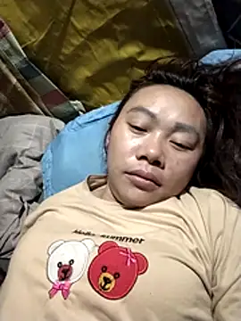 Snapshot of Bella-222 chatting on 02/21/26, 10:22 Bella-222 online show from 02/21/26, 10:22