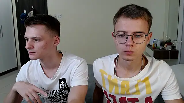 NikiKerryCum online show from 04/09/26, 02:00