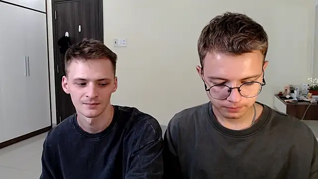 NikiKerryCum online show from 04/19/26, 10:36