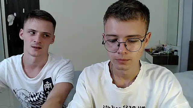 NikiKerryCum online show from 04/30/26, 12:22