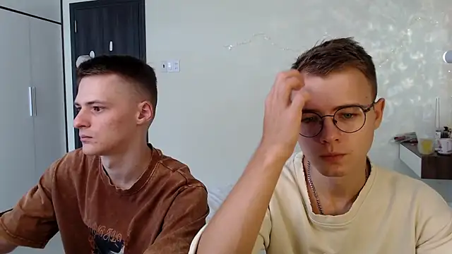NikiKerryCum online show from 06/11/26, 04:43