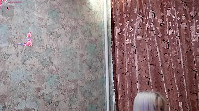 Snapshot of Yunakiss chatting on 02/21/26, 07:48 Yunakiss online show from 02/21/26, 07:48