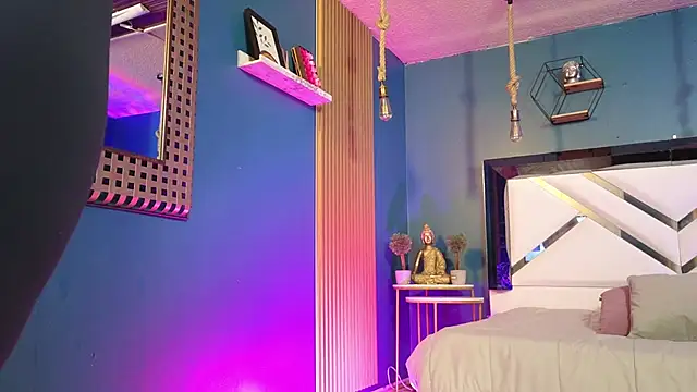 Ladyy brownn online show from 04/23/26, 11:53