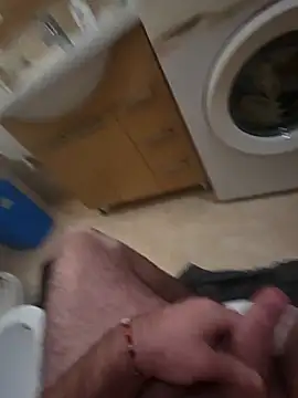 Snapshot of Heyyo3 chatting on 02/22/26, 09:41 Heyyo3 online show from 02/22/26, 09:41