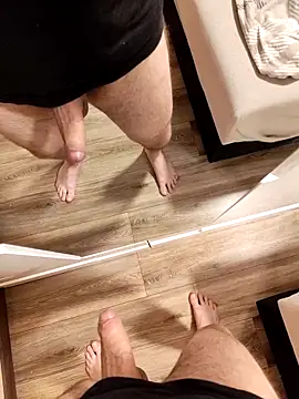 latya111 online show from 04/23/26, 10:12