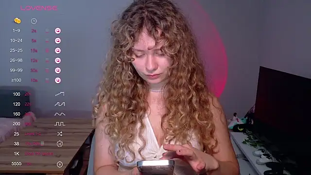 Milounee online show from 06/14/26, 07:43