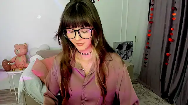 Snapshot of GentleTeas chatting on 02/18/26, 07:32 GentleTeas online show from 02/18/26, 07:32