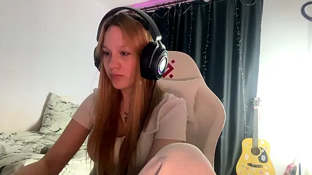 axin burnell online show from 04/15/26, 07:58