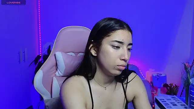 Snapshot of Sofiagomez777 chatting on 02/20/26, 04:42 Sofiagomez777 online show from 02/20/26, 04:42